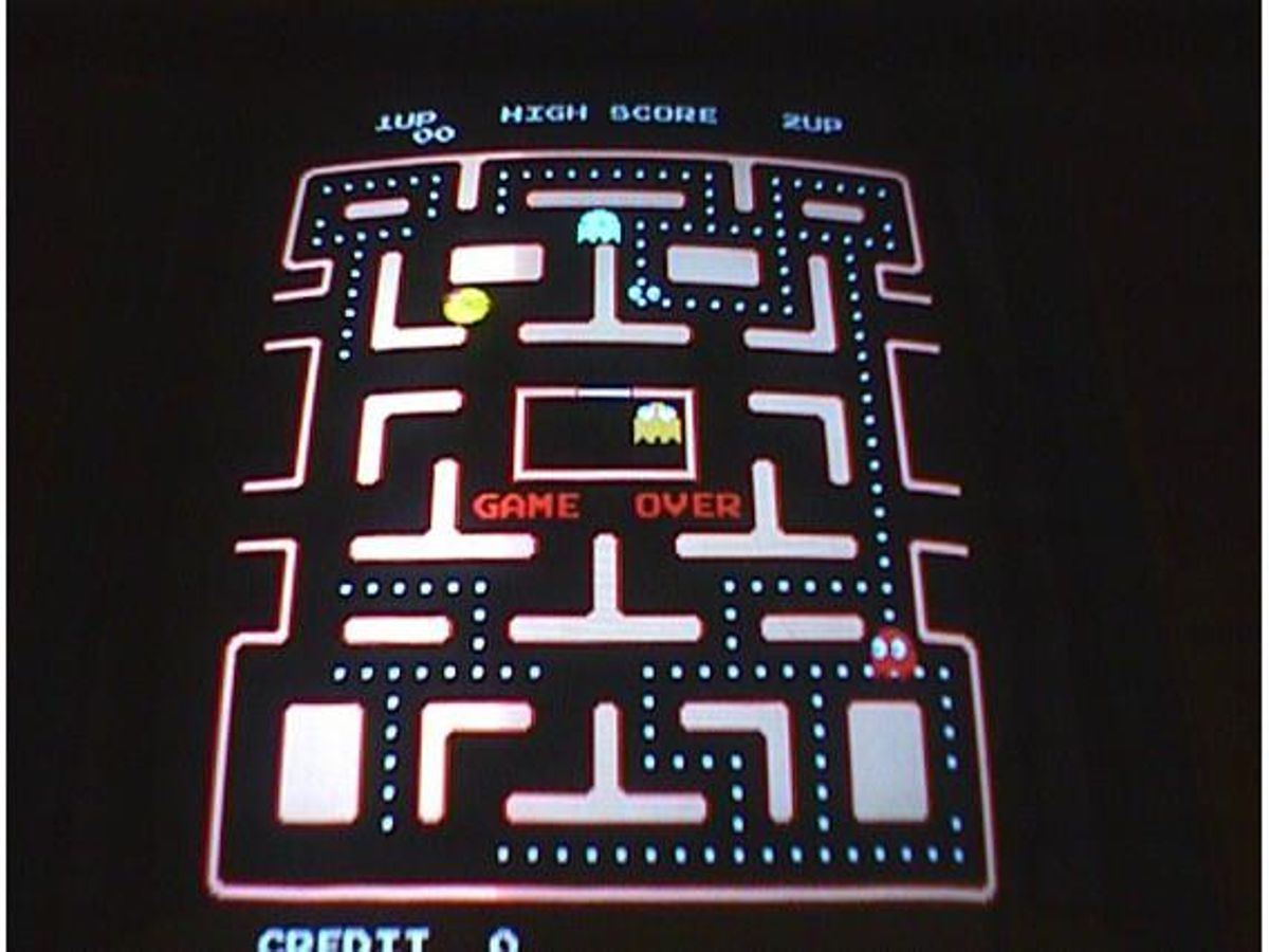 Pantalla del tradicional joc Pac-Man. Pantalla del tradicional joc Pac-Man.