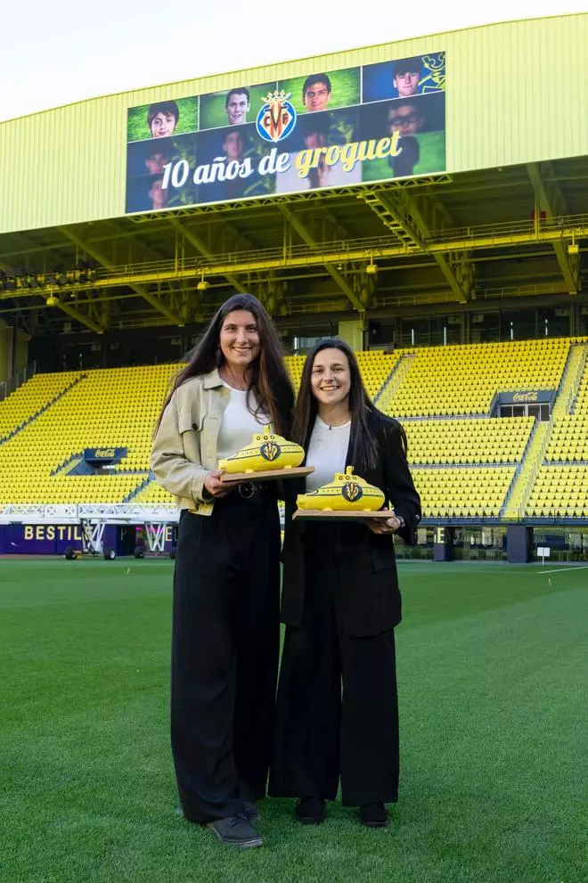 El homenaje a Lucia Gómez y Cristina Cubedo por una década en el club