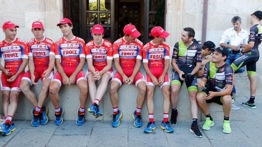 Pistoletazo de salida a la Vuelta Ciclista