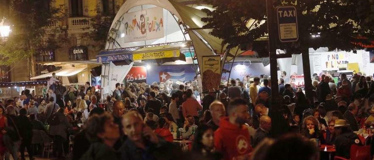 Los chiringuitos de San Mateo de la plaza Porlier, el año pasado.