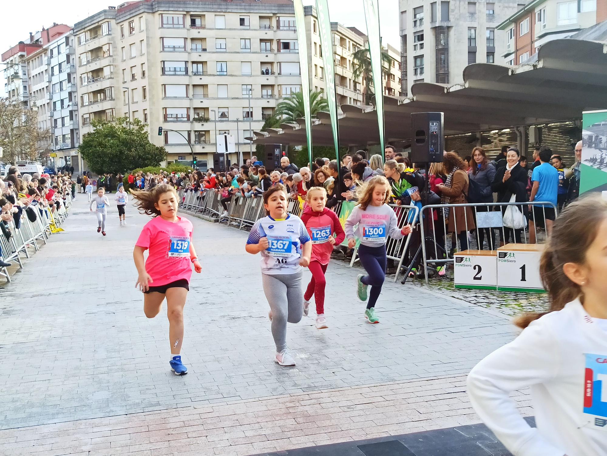 Casi 1.500 participantes disputan la carrera de Fin de Año de Pola de Siero