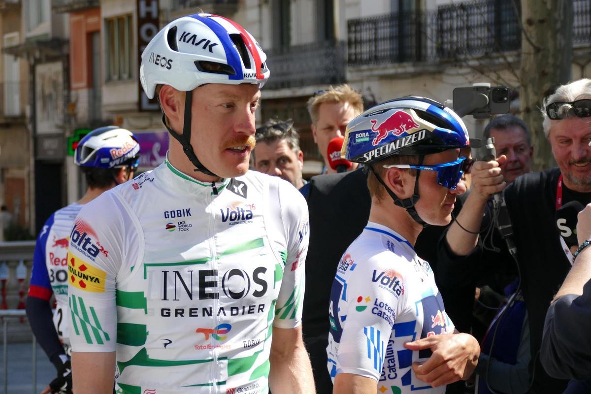 EN IMATGES | La 105a Volta Catalunya inicia la seva segona etapa des de la Torre Galatea de Figueres