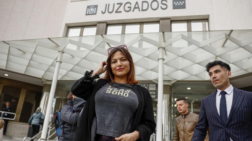 Mouliaá califica de "cruel" a la Fiscalía y se replantea su renuncia, lo que permitiría dar continuidad al caso contra Errejón