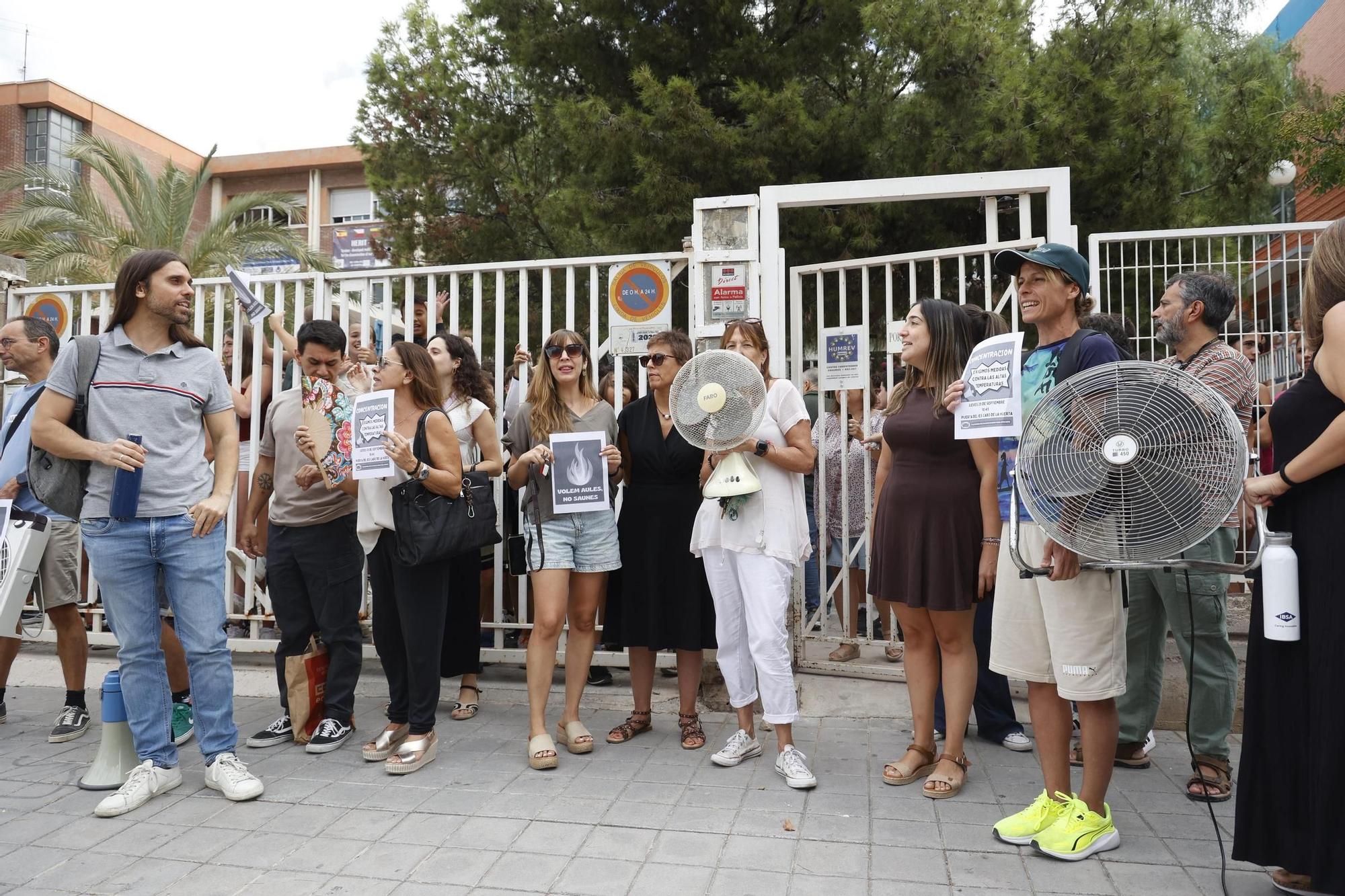 Continúan las protestas por el calor en los colegios de Alicante