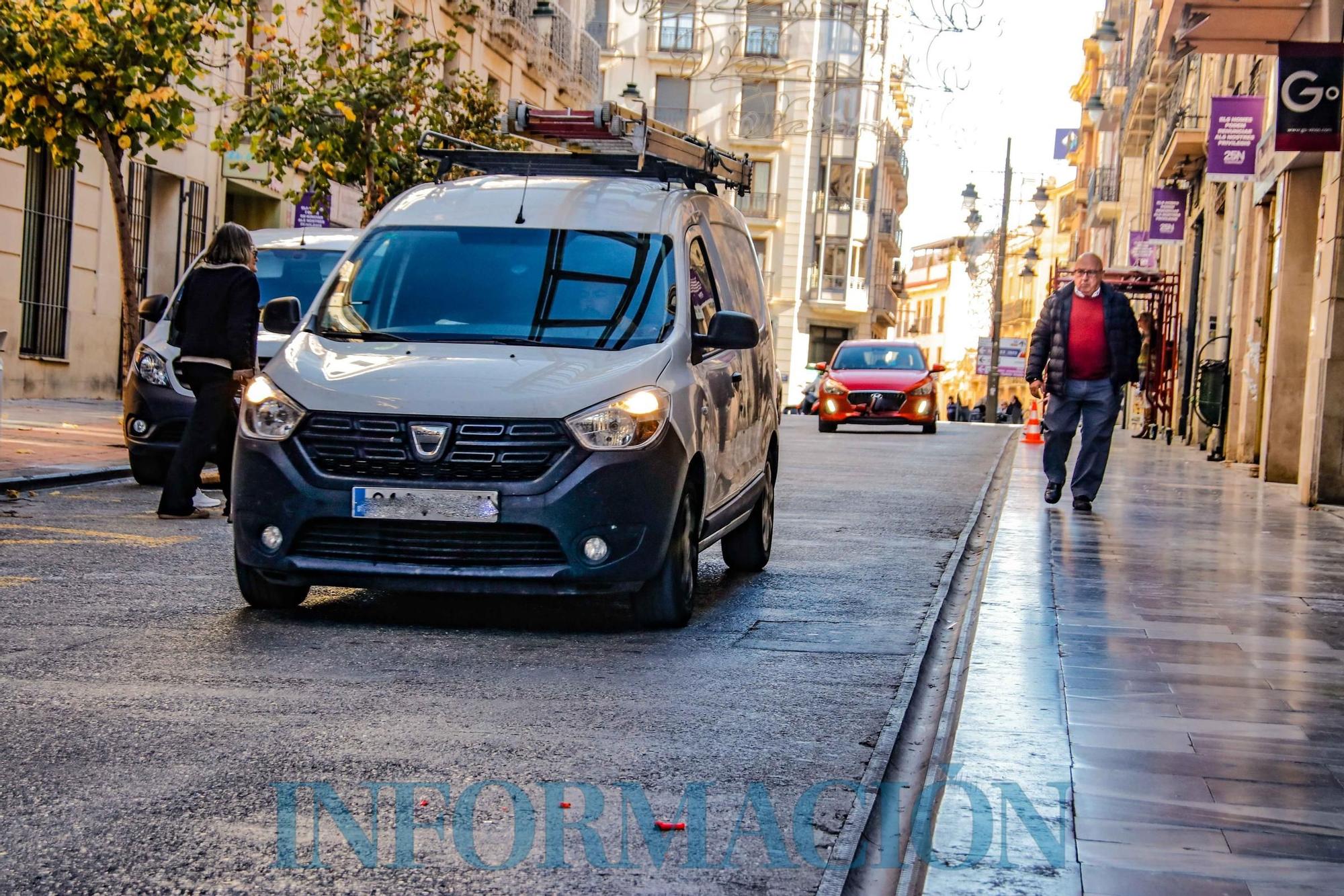 La anulación de la peatonalización por el TSJCV devuelve el tráfico a calles como Sant Llorenç en Alcoy