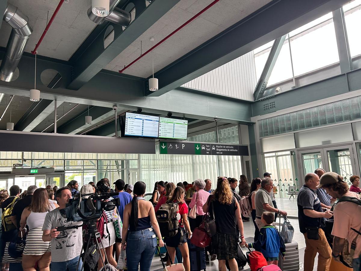 La circulación ferroviaria entre Galicia y Madrid se reestablece con normalidad: "Hemos llegado a Santiago sin incidencias ni retrasos"