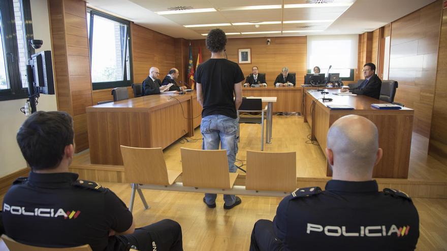 "Me roció con gasolina, me prendió fuego y me dijo: de esta no te escapas"