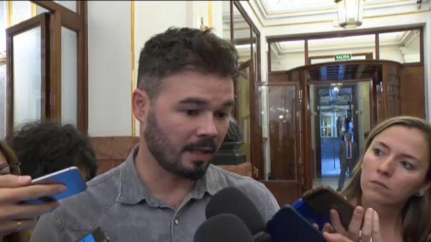 Rufián contradice a Escudero y asegura que no le guiñó el ojo