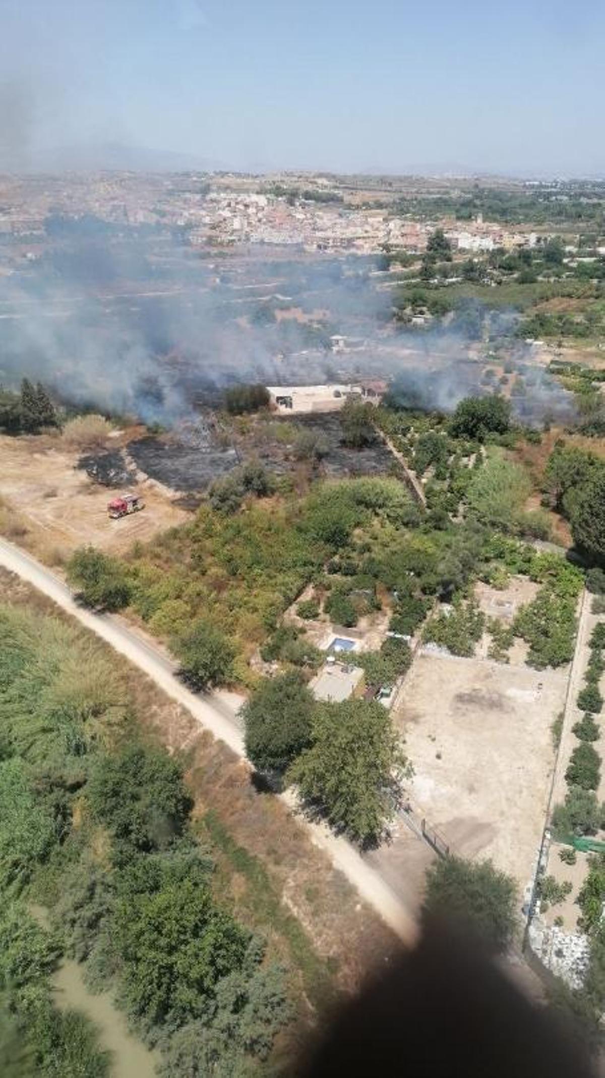 El incendio forestal de la Contraparada, desde arriba.