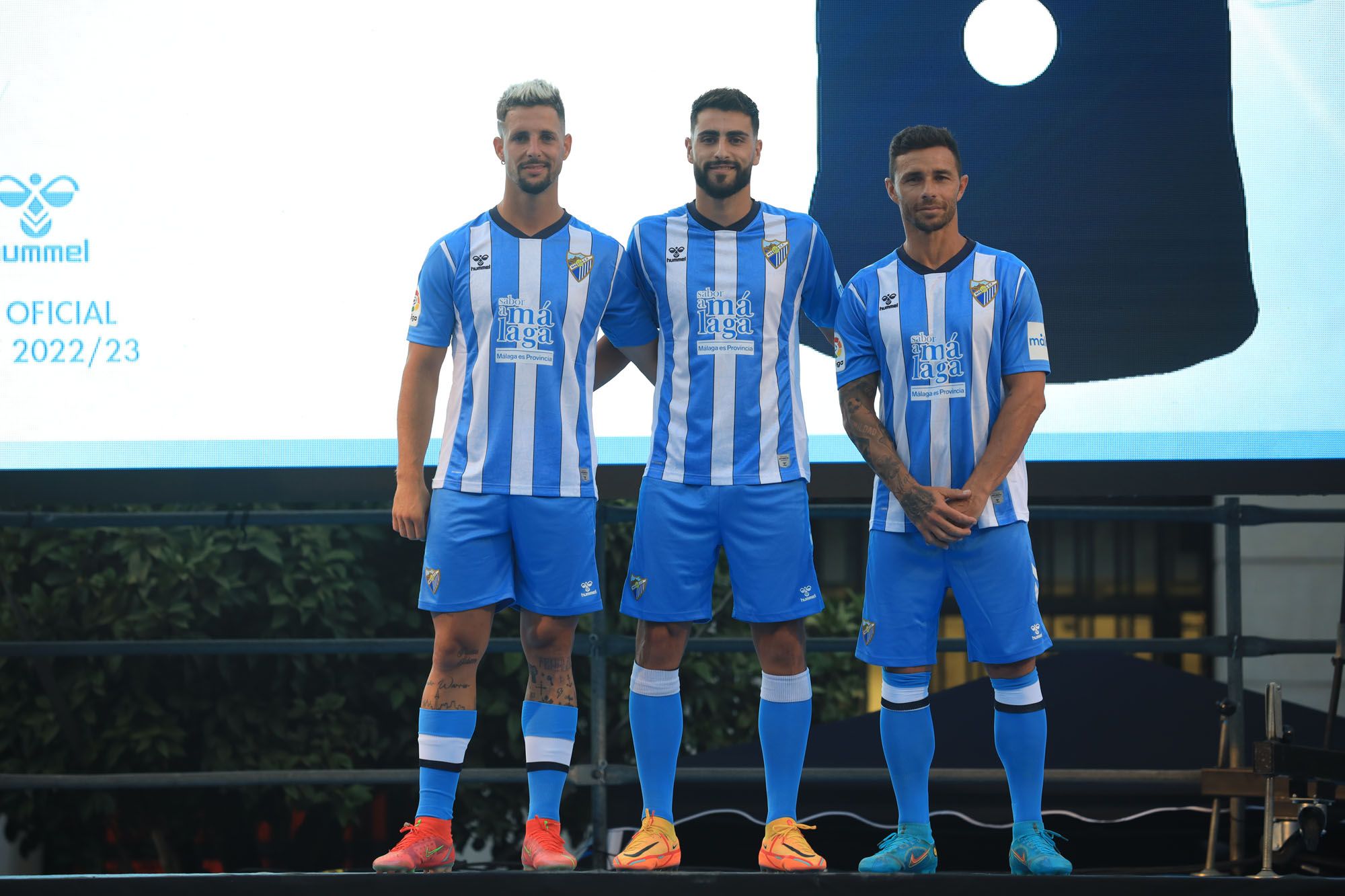 La presentación de las camisetas del Málaga CF 22/23, en imágenes