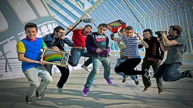 El equipo de "Lo que surja" comenzó rodando un corto y ya llevan tres temporadas filmando la serie.