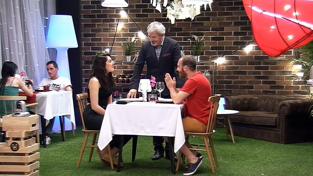 FIRST DATES TV