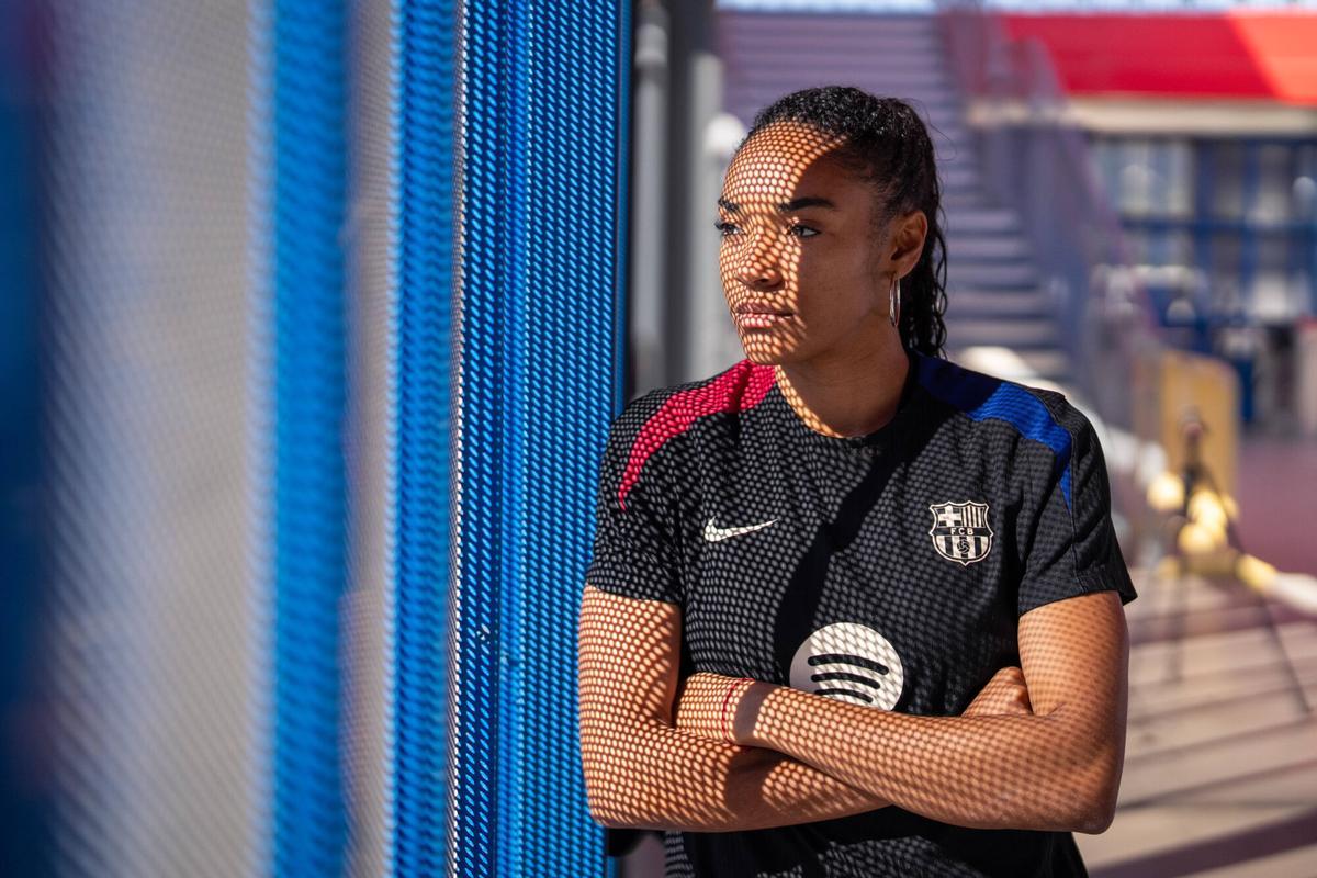 Salma Paralluelo, futbolista del Barça: Parar fue la mejor decisión. Ahora juego con mucho menos dolor