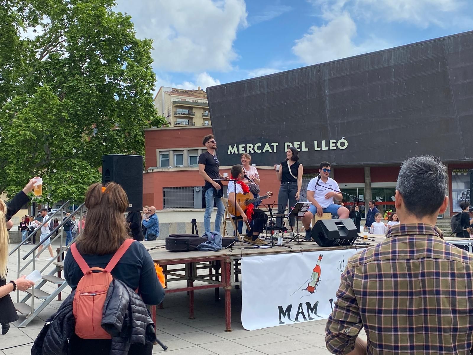 Imatges del concert i la rua del 20è aniversari de l&#039;Orquestra Di-Versiones.