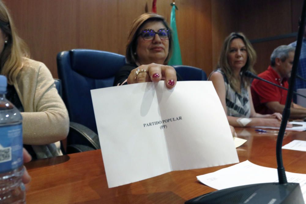 Sorteo para elegir al alcalde de Tolox.