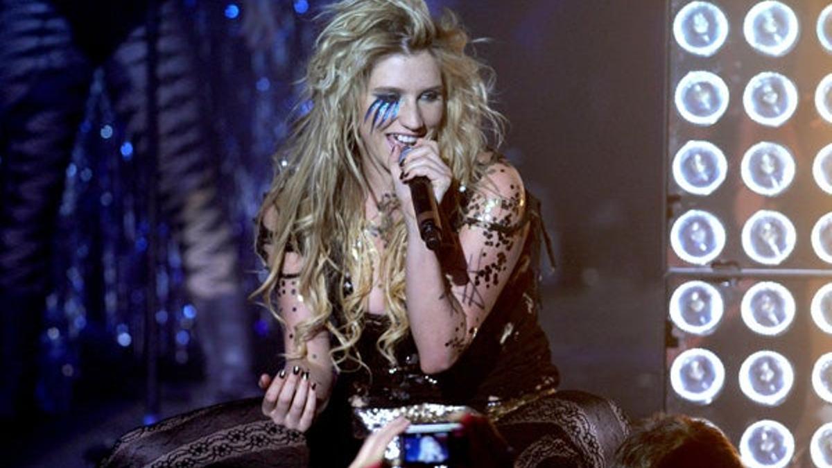 Reclaman 14 millones a Ke$ha