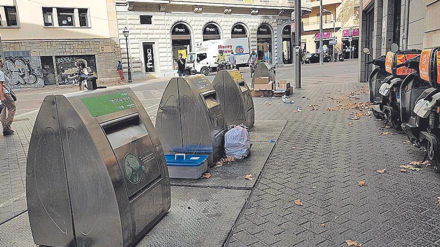 Imagen de los buzones de recogida de la calle Marie Curie.