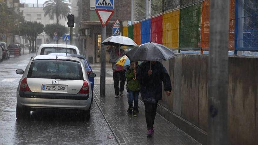 Estos son los cuatro viales cortados en Castelló por la gota fría