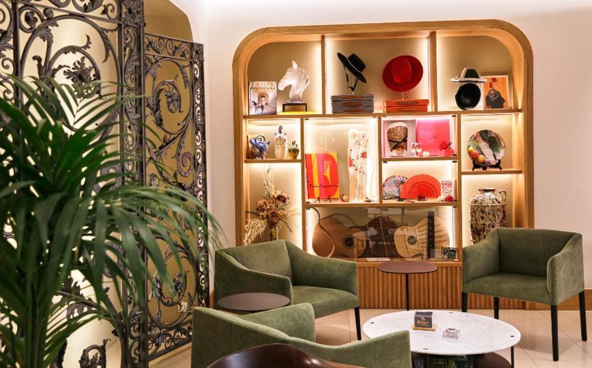 Salón social y coffee corner.
