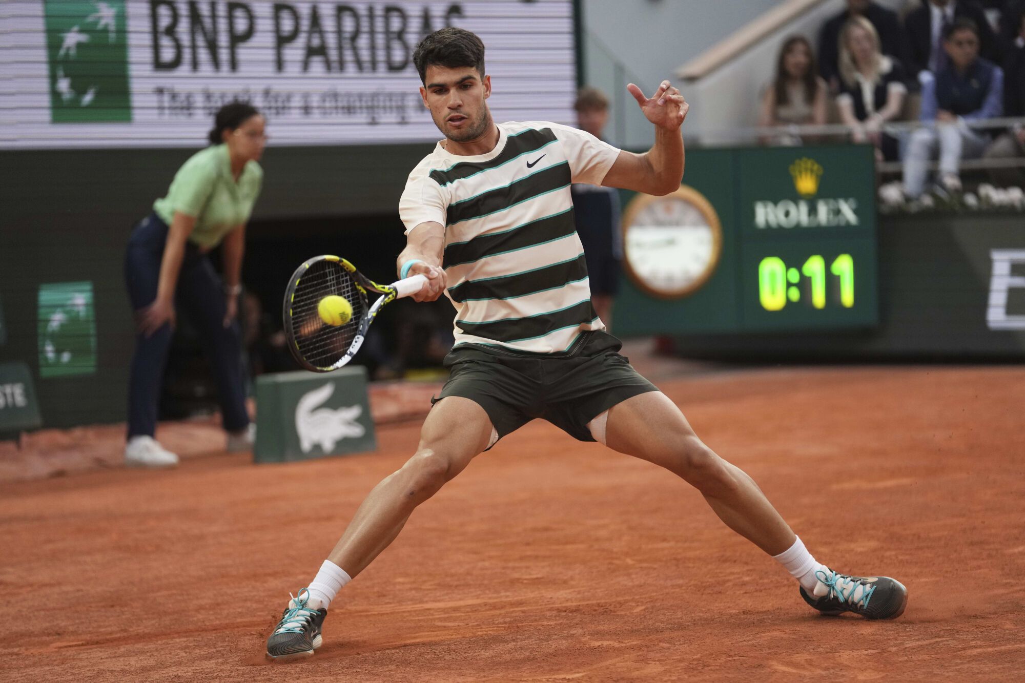 Roland Garros: Tommy Pau - Carlos Alcaraz, en imágenes.