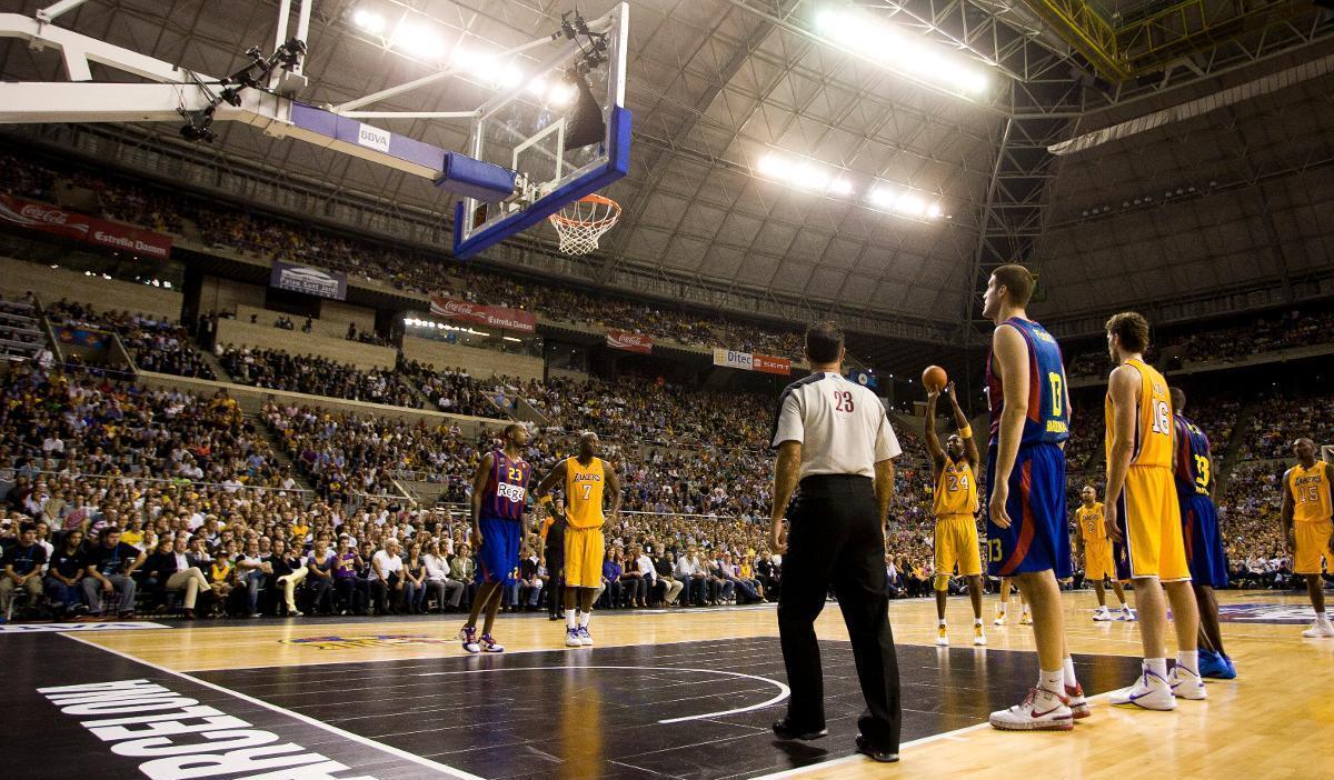 Los Angeles Lakers de Kobe Bryant y Pau Gasol fueron unos atractivos visitantes en el Palau Sant Jordi