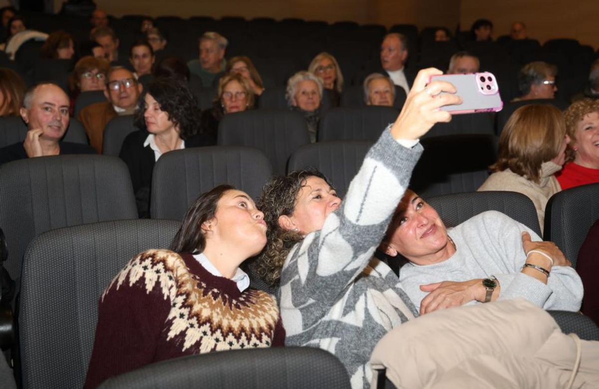 Público asistente al estreno del documental. |  Noé Parga