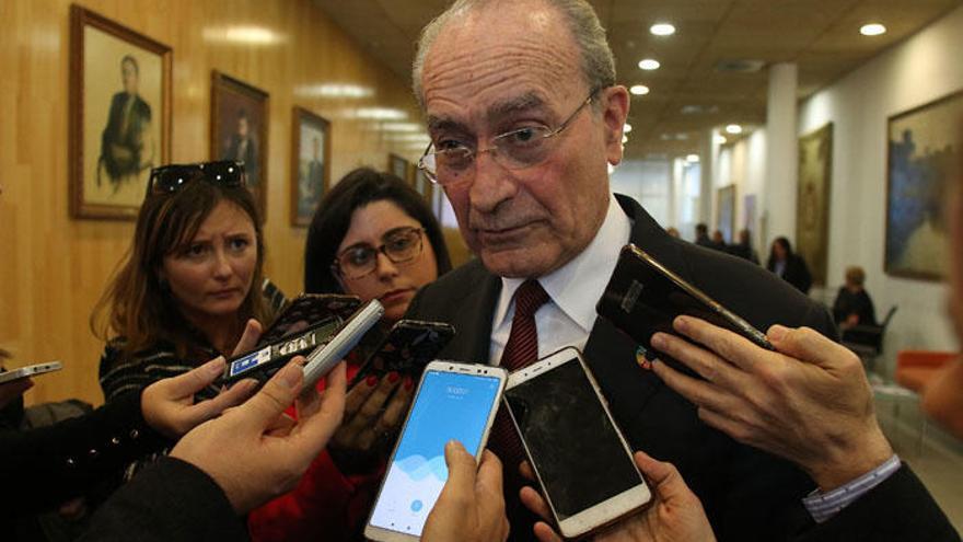 Francisco de la Torre ha hablado con los periodistas tras el pleno extraordinario de la Diputación.