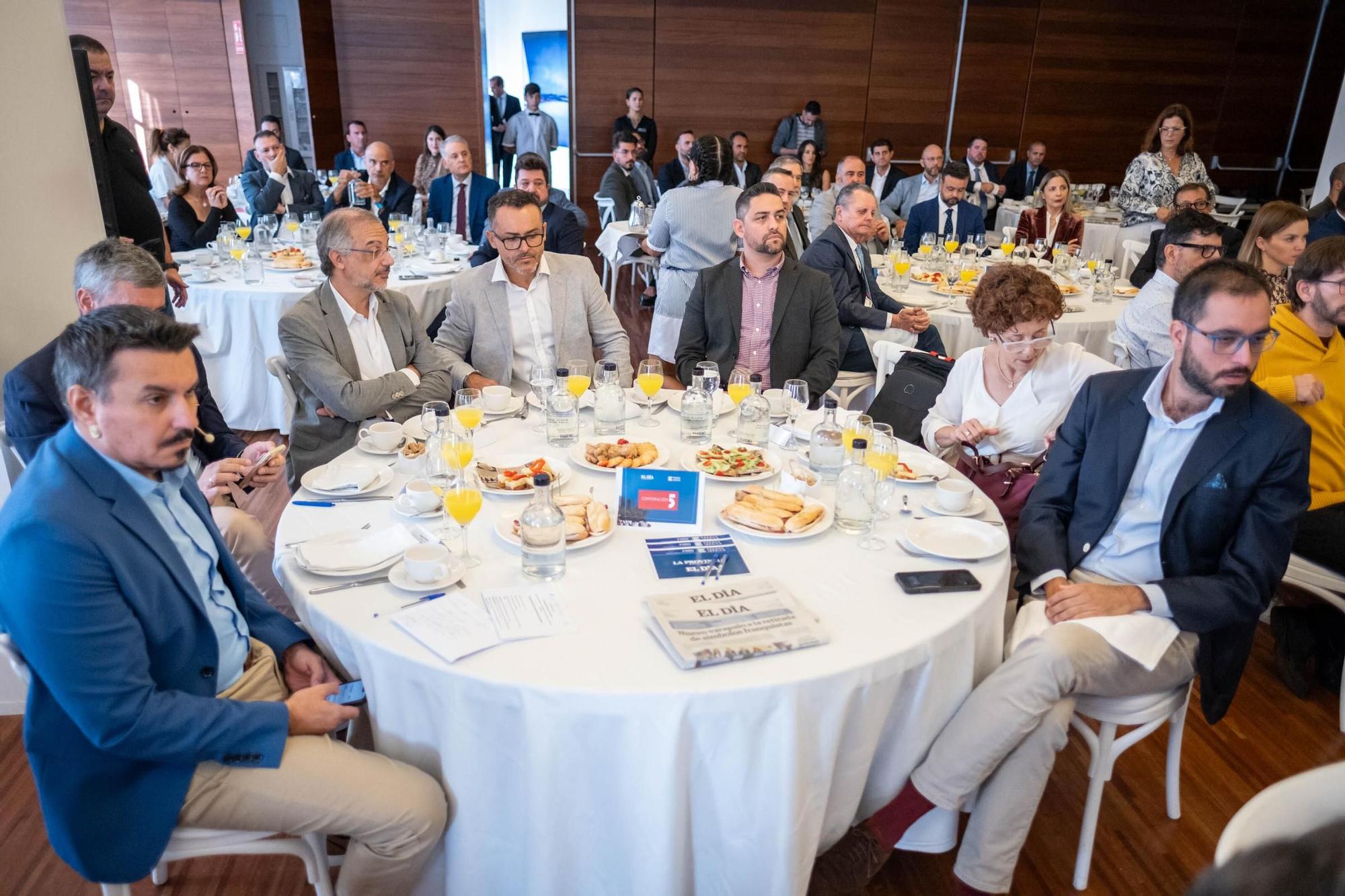 Foro con Manuel Domínguez