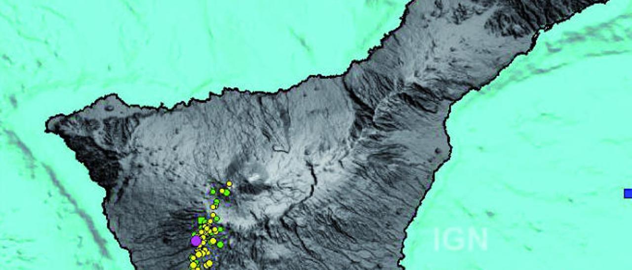 Los científicos vigilan la actividad sísmica del Teide tras los terremotos