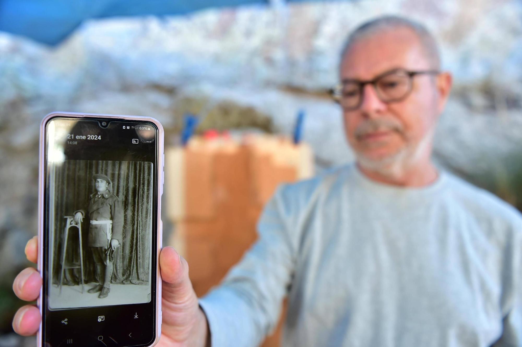 Fotogalería | Las familias de los represaliados de la mina La Paloma presencian las primeras exhumaciones