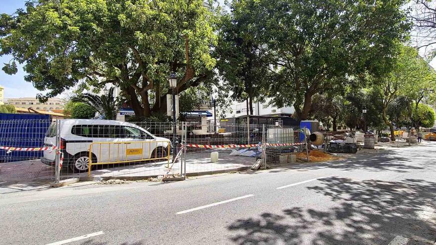 Comerciantes piden ayudas ante la duración de unas obras en San Pedro Alcántara