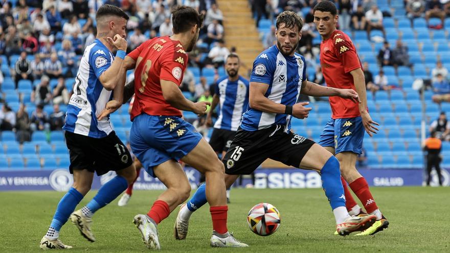 El Atlético Saguntino viaja a Terrassa sin margen de error