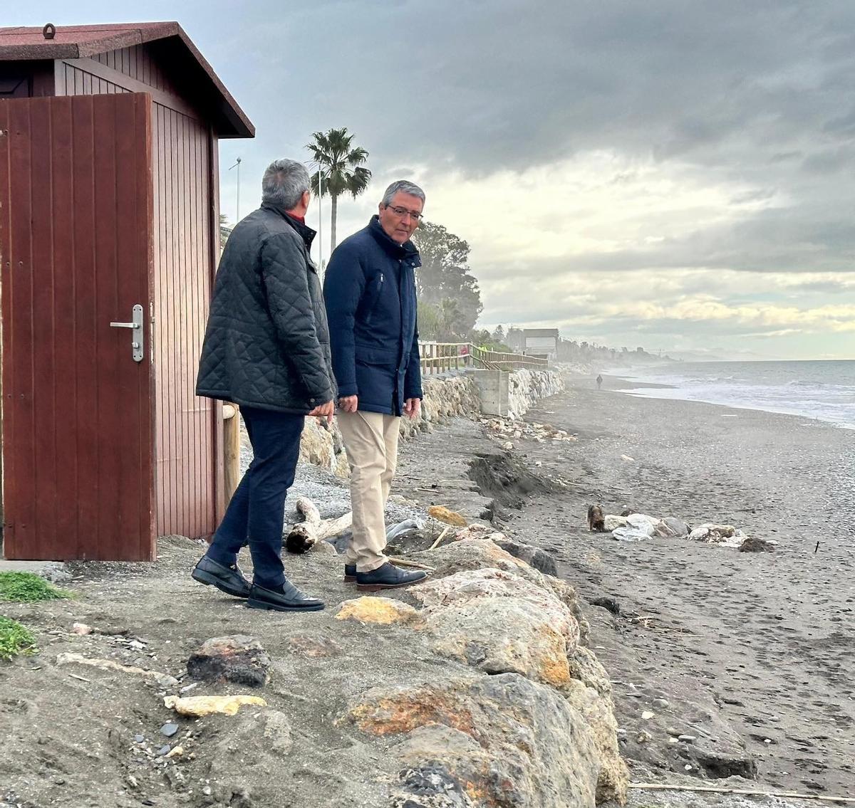 Los temporales se han provocado graves daños en las playas de Rincón de la Victoria.