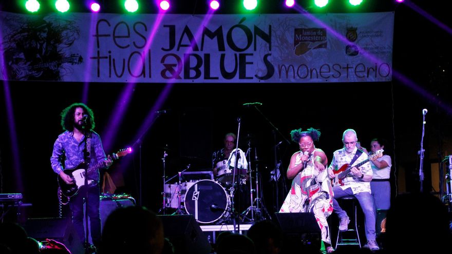 Monesterio cierra junio con el festival de blues más sabroso del país