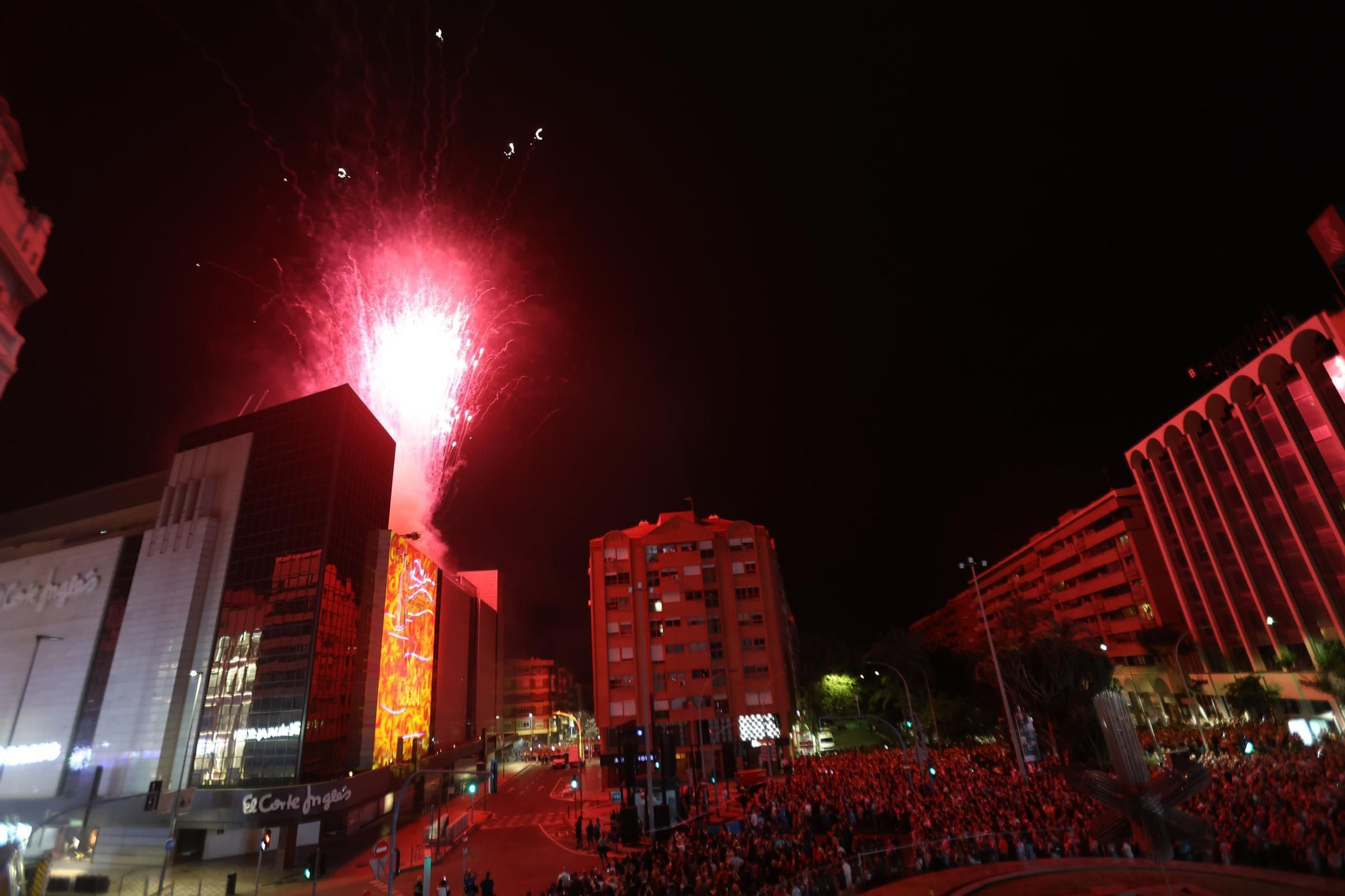 Todas las imágenes de l'Arribada del Foc 2025