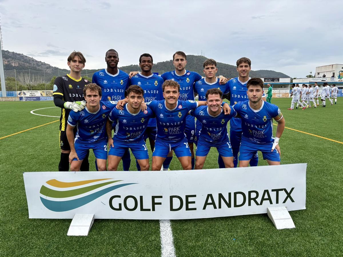 Formación inicial del Andratx en su despedida de Sa Plana esta temporada