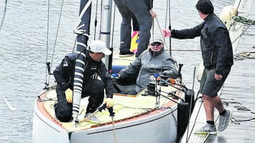 El rey emérito se inscribe en la regata y prevé competir al frente del ‘Bribón’