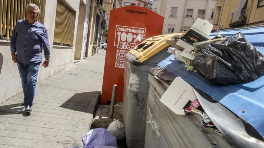El Ayuntamiento sanciona con más de 125.000 euros a la empresa de limpieza por incumplir el contrato