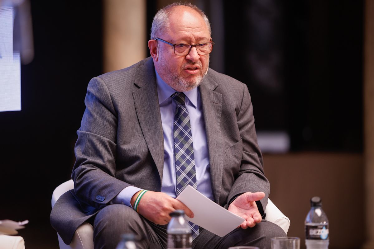 La BLET se presenta en Sevilla como proyecto tractor de inversiones