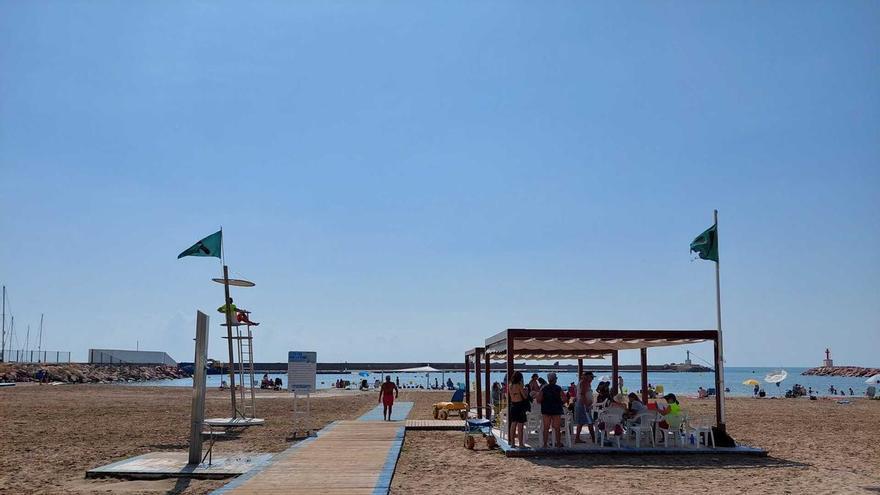 Estas son las tres playas de l'Horta con bandera azul