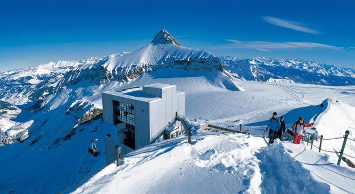 Les Diablerets, nieve en la puerta