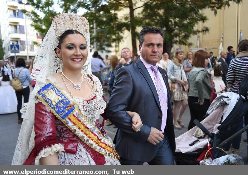 Galería de fotos -- Manto de fe y devoción para la patrona de Almassora