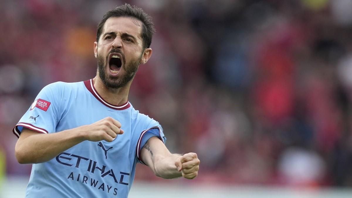 Guardiola: "Creo que Bernardo Silva continuará en el Manchester City"