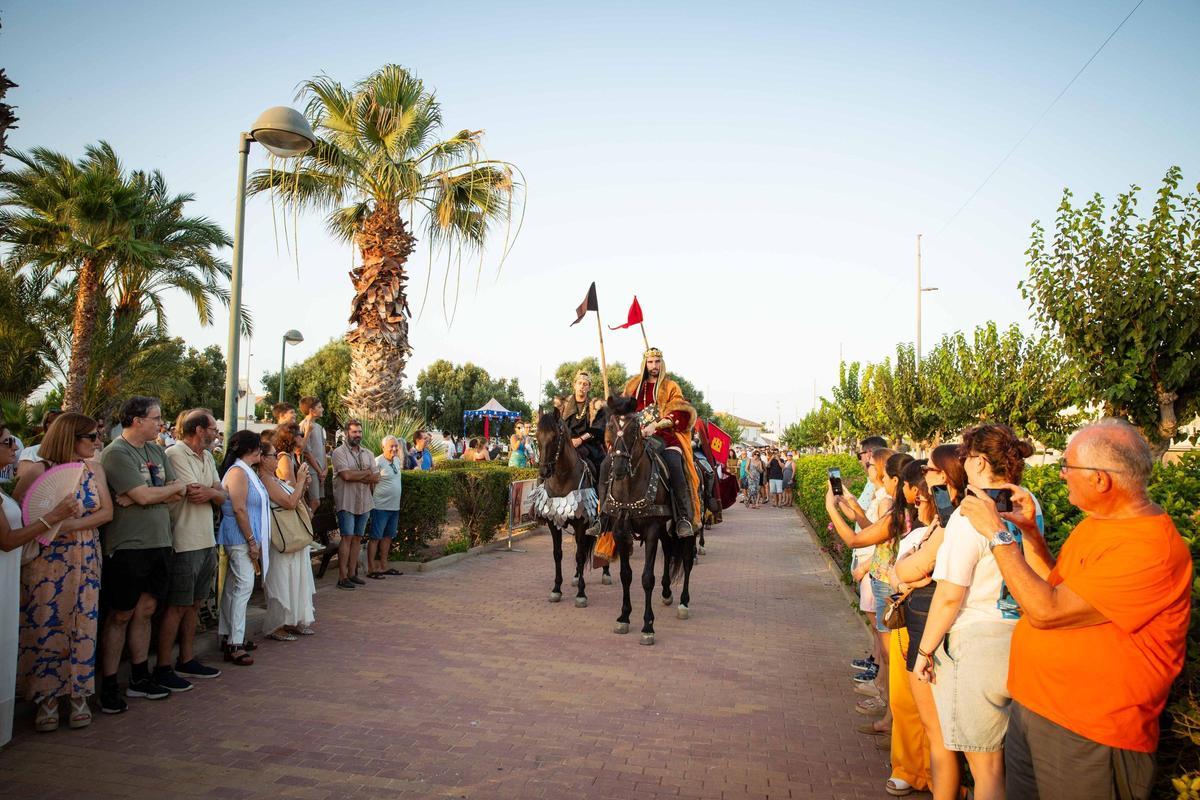 Las mejores imágenes de la recreación de la sentencia de Torrellas y la inauguración del mojón que delimita la frontera entre los reinos de Castilla y Aragón