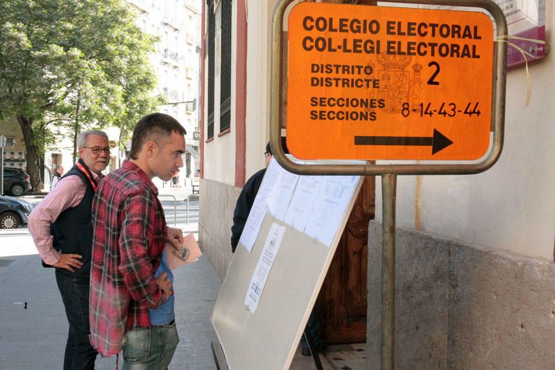 Los valencianos votan en las elecciones autonómicas 2019