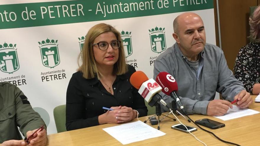 Petrer ahorrará más de 200.000 euros al municipalizar la limpieza de edificios