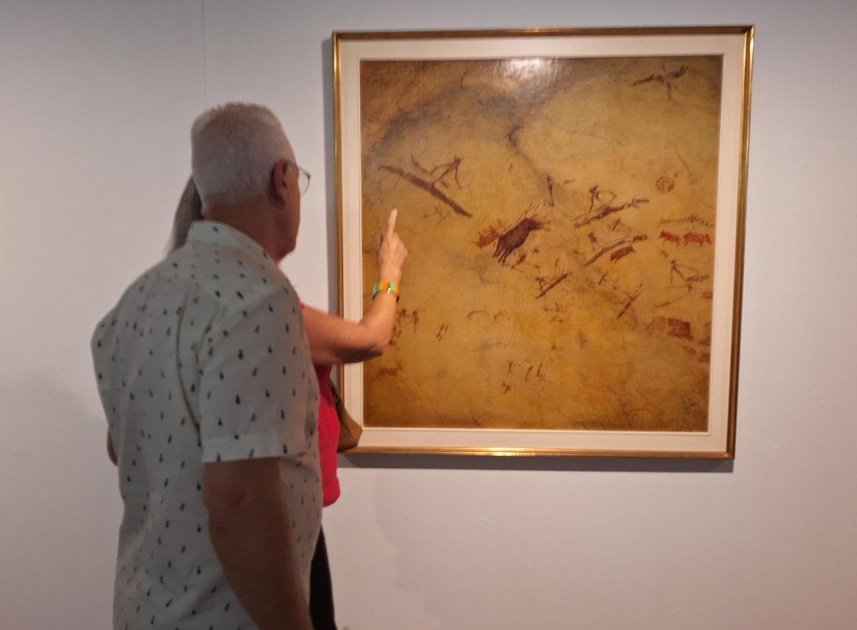 La sala del vestíbul del Museu de Belles Arts acull esta exposició.