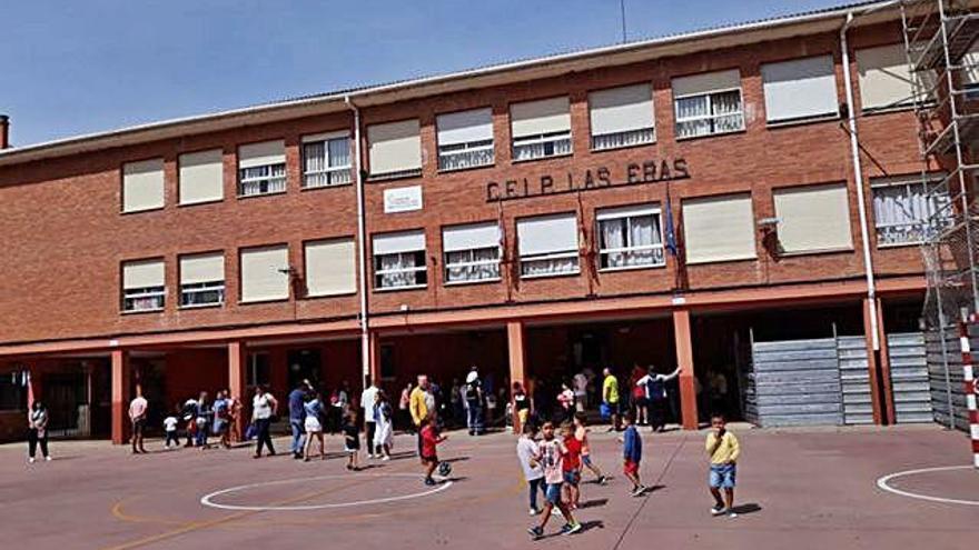 Colegio de Las Eras donde las obras están paralizadas.