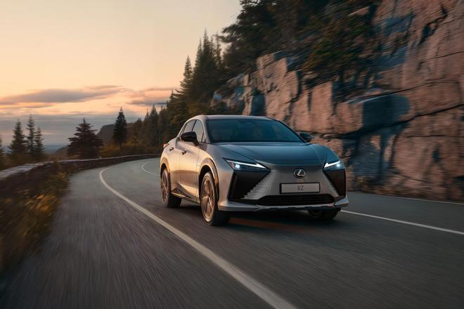 El Lexus RZ 350e baja su precio hasta los 41.600 euros