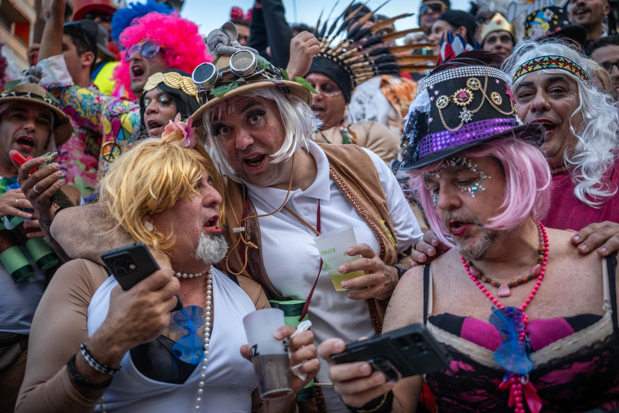 Santa Cruz celebra su segundo Carnaval de día